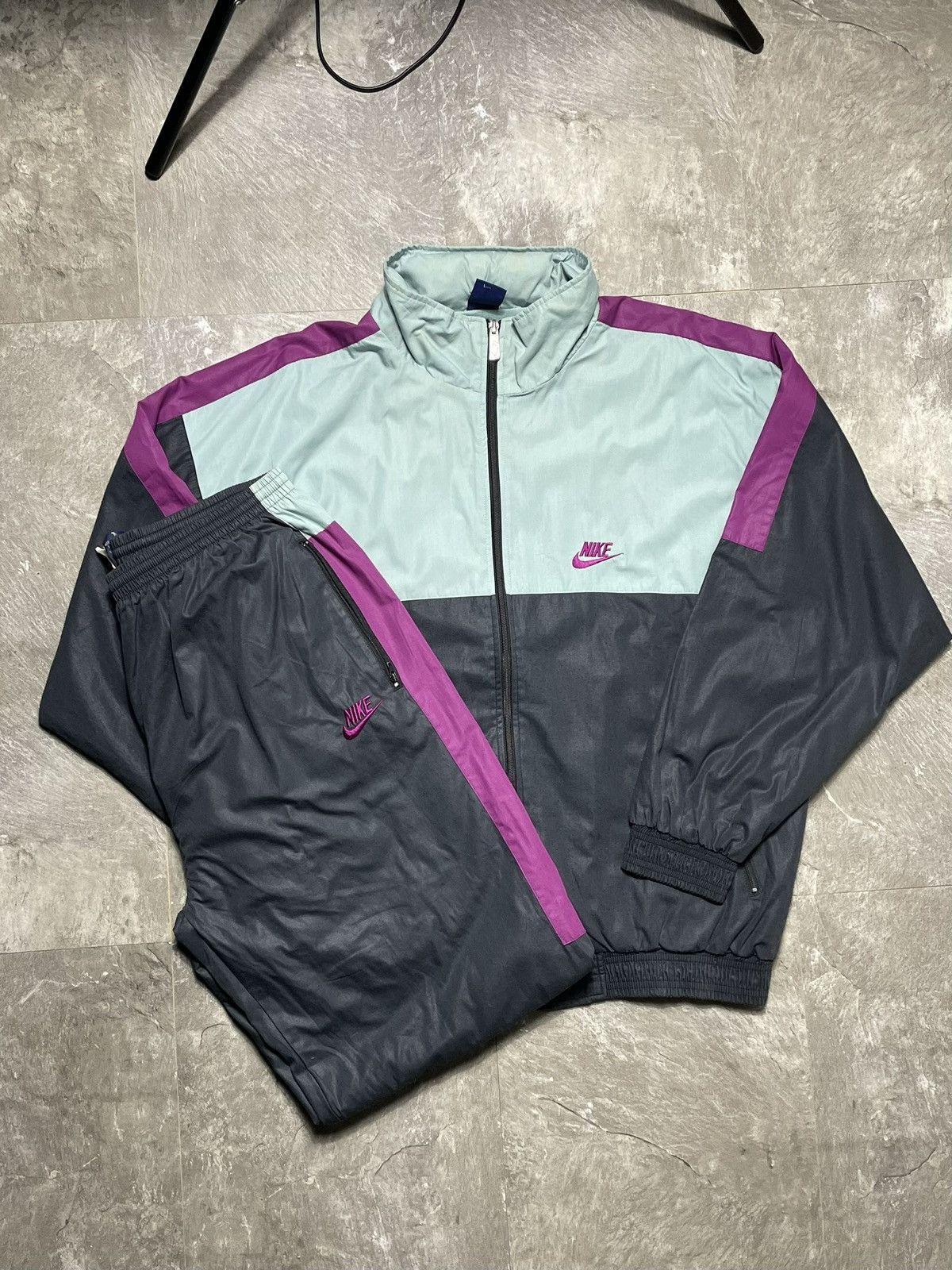 Nike Vintage Nike Track Suit Set Jacket Pants 80s 90s Swoosh Rare Size US L / EU 52-54 / 3 - 1 Thumbnail