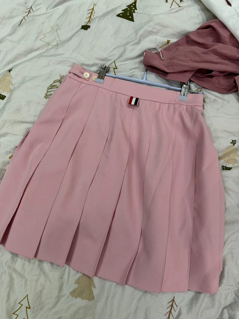 Thom Browne Thom Browne Pink Pleated Mini Skirt - dmc Size US 30 / EU 46 - 1 Thumbnail