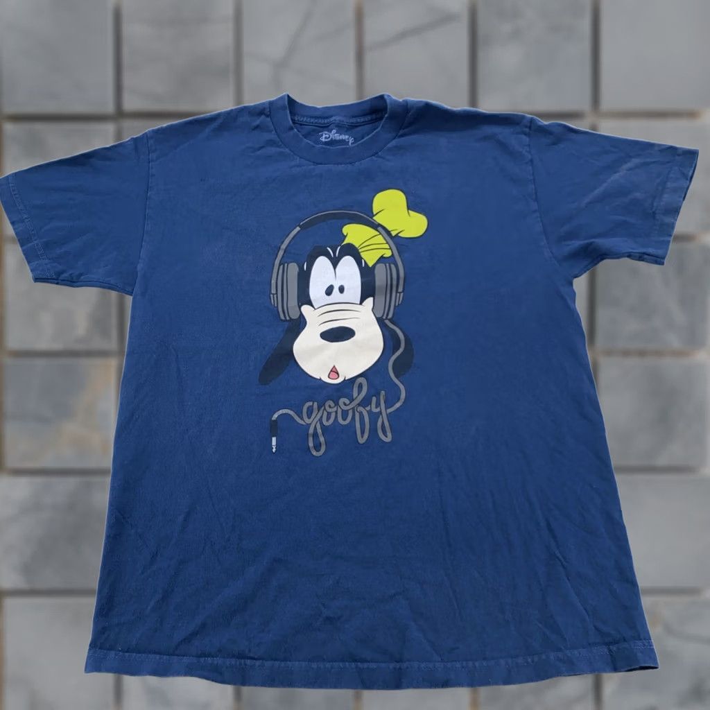 Disney Disney Goofy Shirt Mens Large Headphones Graphic Tee Mad Engine Cartoon Music Size US L / EU 52-54 / 3 - 1 Thumbnail