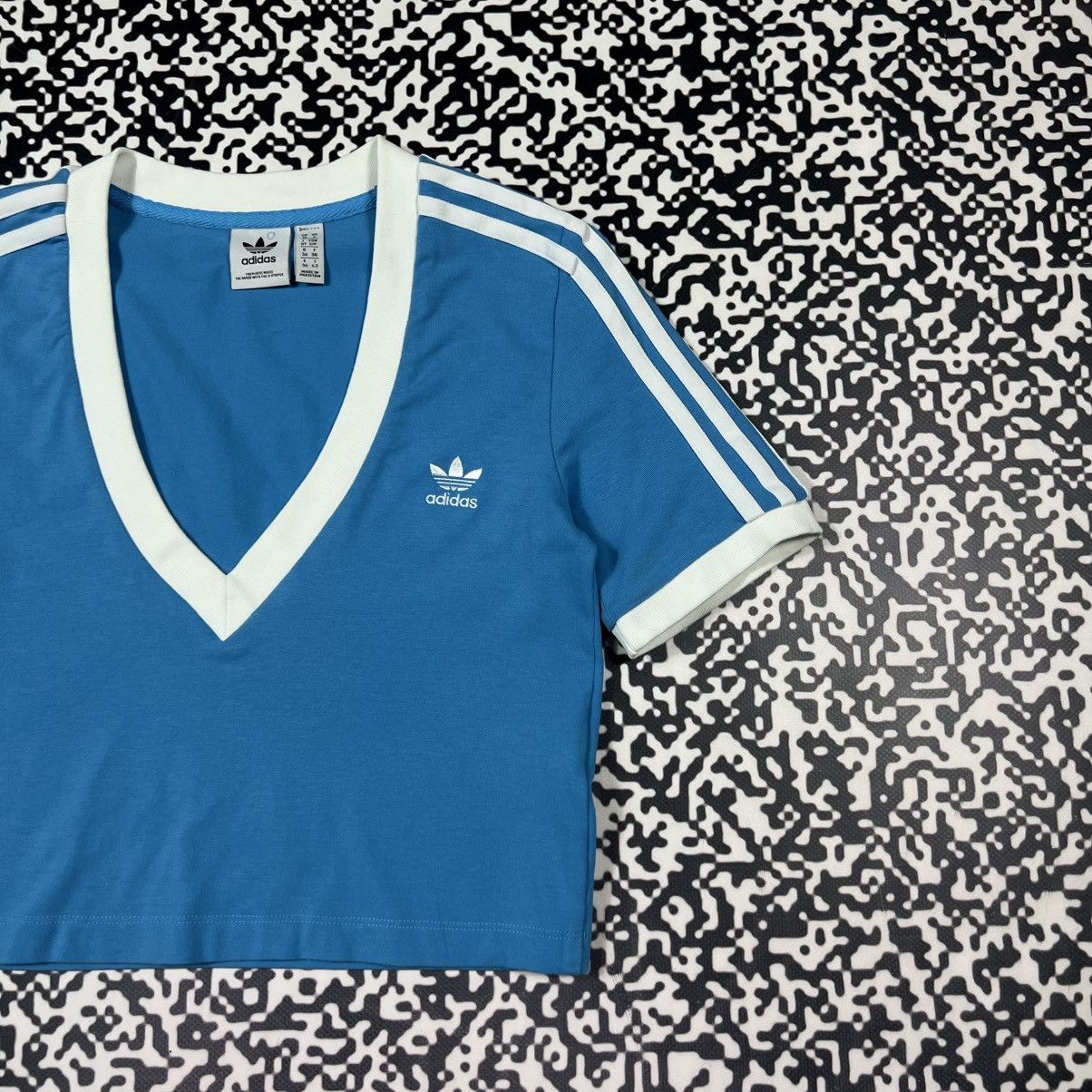Adidas Vintage Y2K Adidas Retro V Neck Cropped T-shirt 90s Style Size S / US 4 / IT 40 - 5 Thumbnail