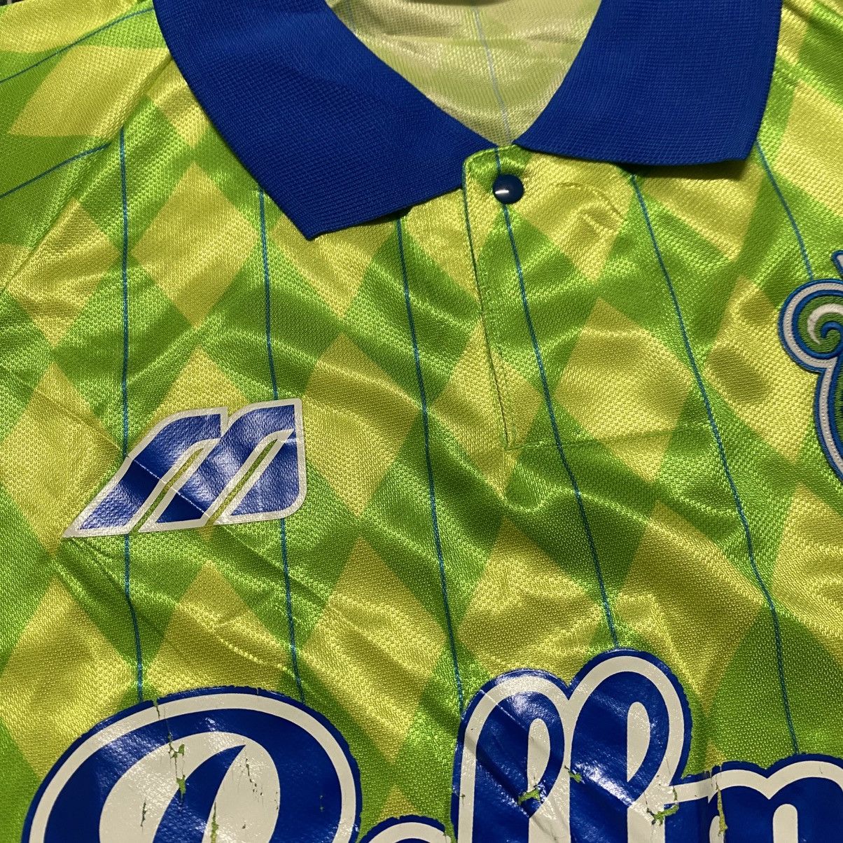Vintage Vintage 1996 Shonan Bellmare Hiratsuka Jersey Japan League Size US L / EU 52-54 / 3 - 13 Thumbnail