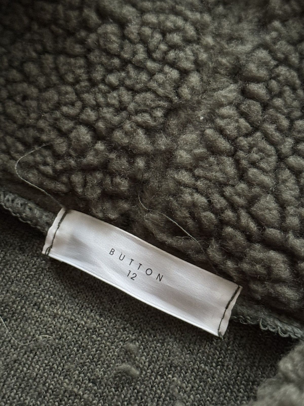Other Button 12 Seoul crop sherpa fleece hoodie Size ONE SIZE - 3 Thumbnail