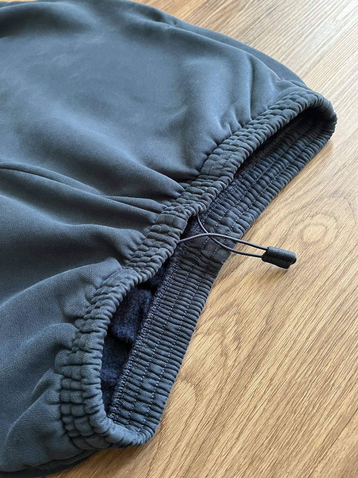 Balenciaga × Gap × Kanye West YGEBB Yeezy Gap Sweatpants Blue Size XL Size US 36 / EU 52 - 2 Thumbnail