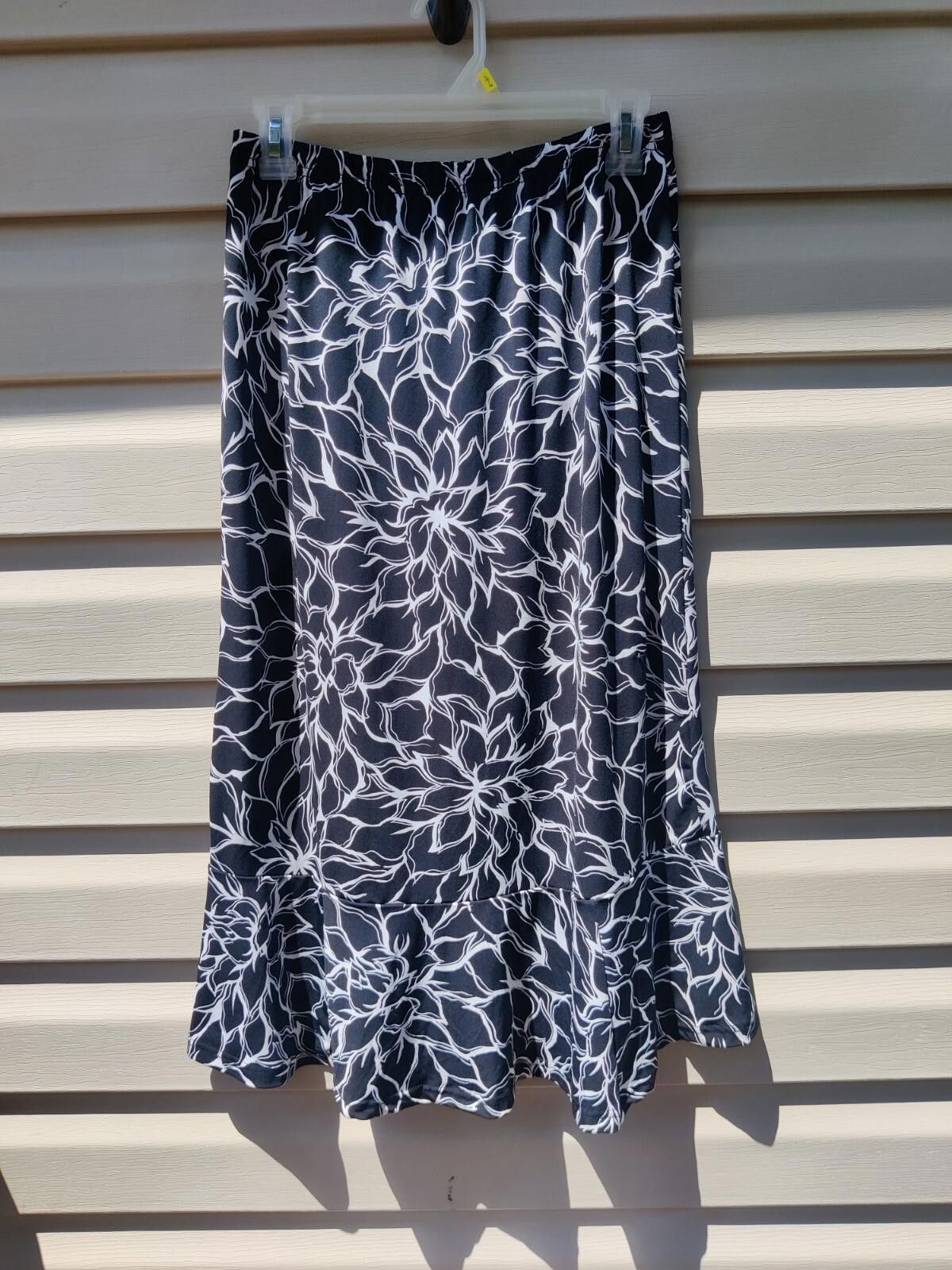 Other Vintage Sag Harbor Stretch Petite Black White Floral Skirt S Size 28" / US 6 / IT 42 - 2 Thumbnail