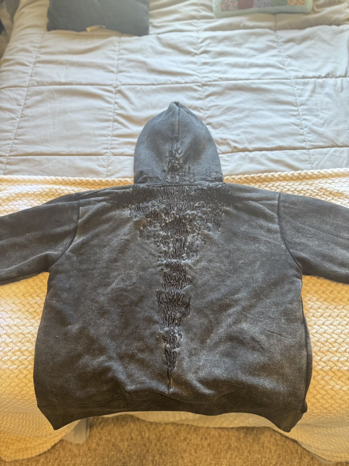 Other Pholoh ‘Half a million’ Embroidered hoodie Size US L / EU 52-54 / 3 - 1 Thumbnail