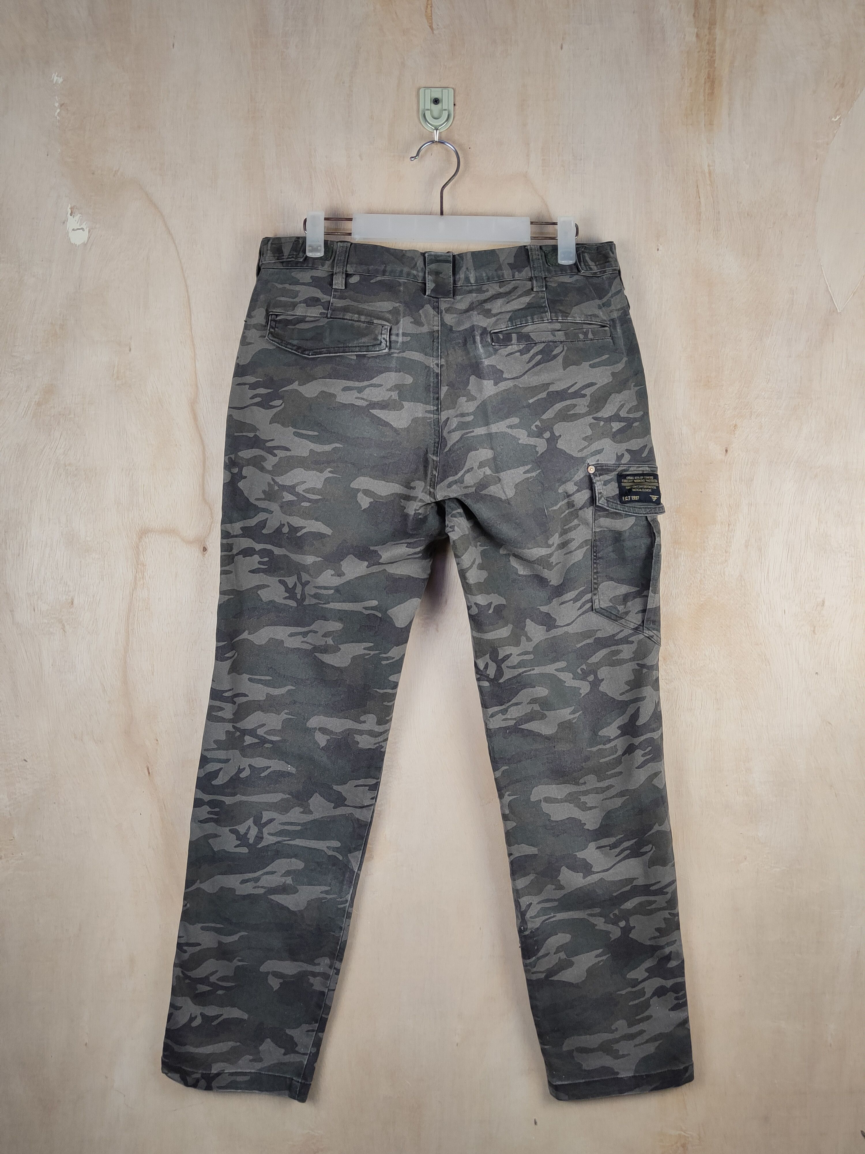 Japanese Brand Forecast Camouflage Multipocket Tactical Cargo Pants #S2428 Size US 33 - 9 Thumbnail