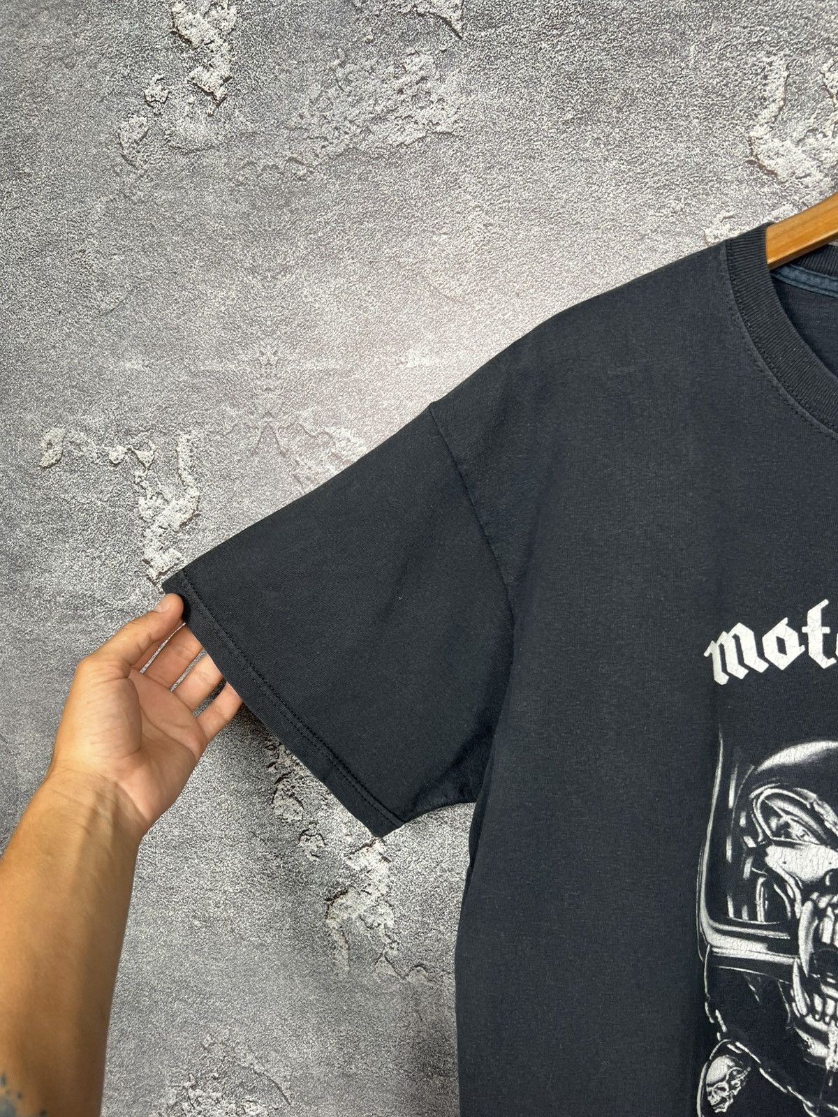 Band Tees Vintage Motorhead England Band Sun Faded T-shirt Tee Size US XL / EU 56 / 4 - 4 Thumbnail