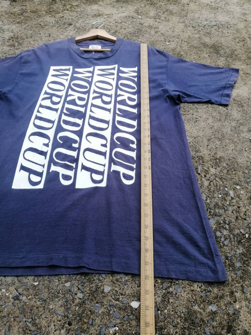 Vintage Vintage Airak Fifa World Cup Tee Size US L / EU 52-54 / 3 - 5 Thumbnail