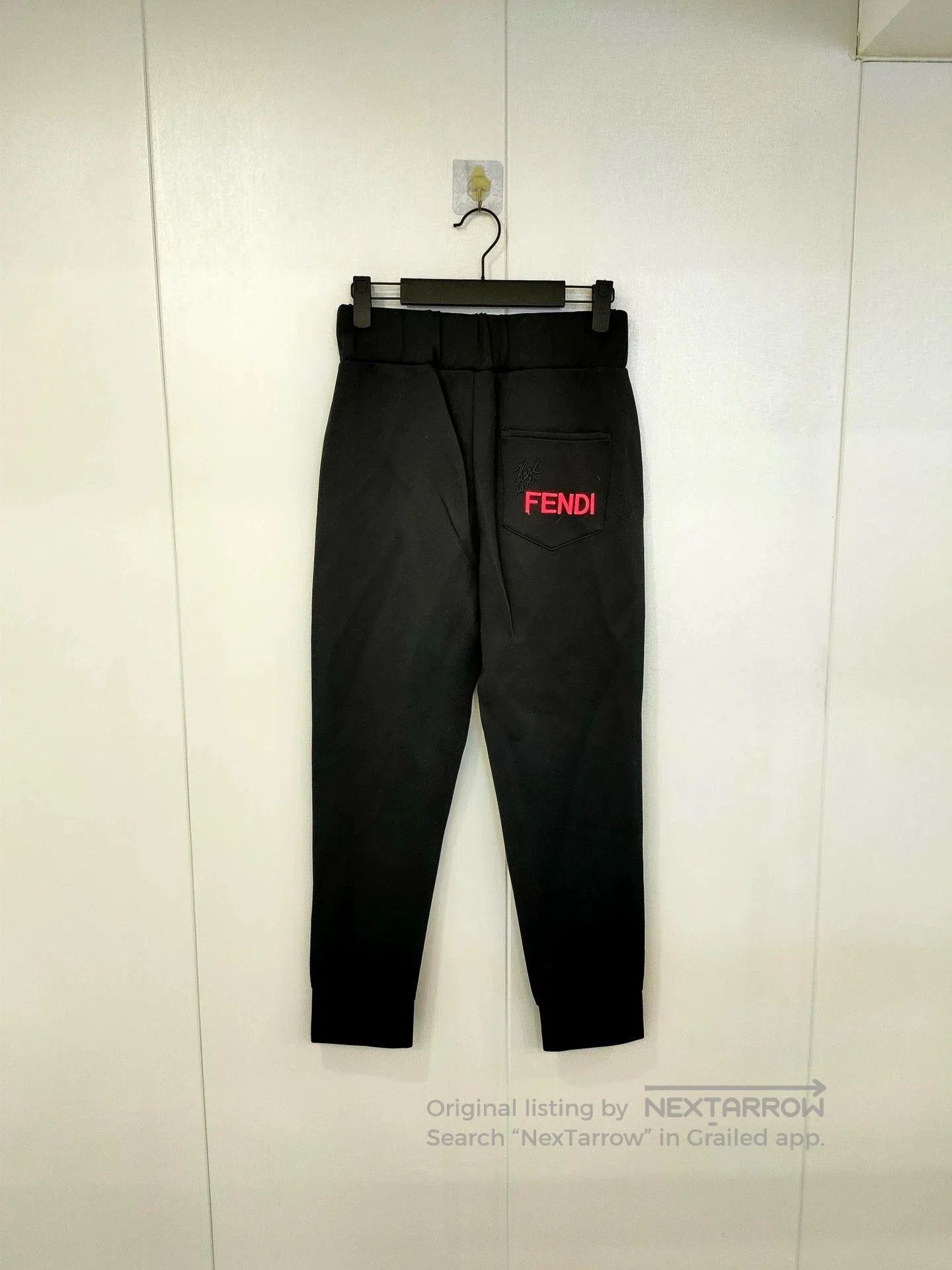 Fendi Fendi Black Pants with Pink Print. Size US 38 / EU 54 - 2 Thumbnail