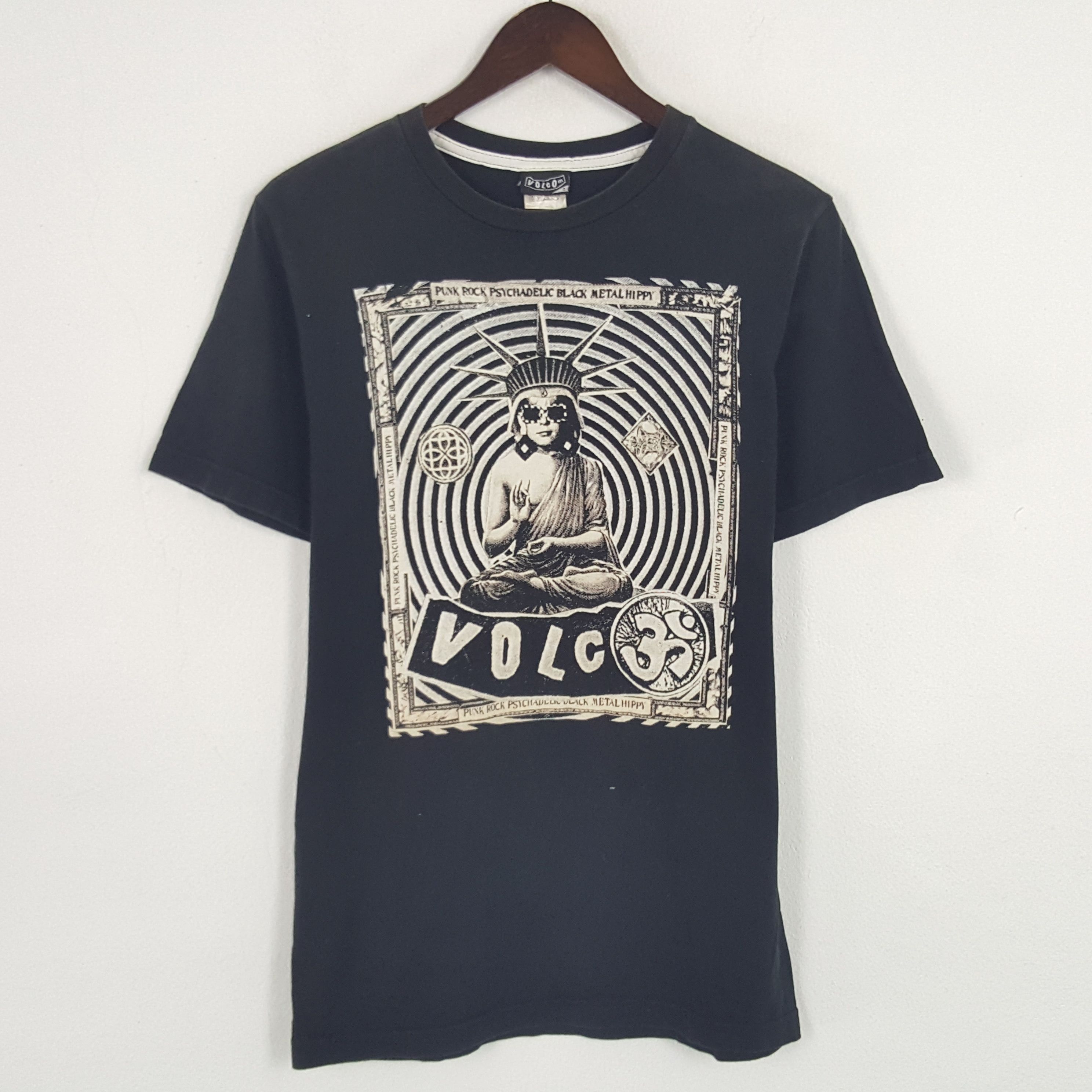 Vintage × Volcom Vintage Volcom Streetwear Tshirt Size US S / EU 44-46 / 1 - 1 Thumbnail