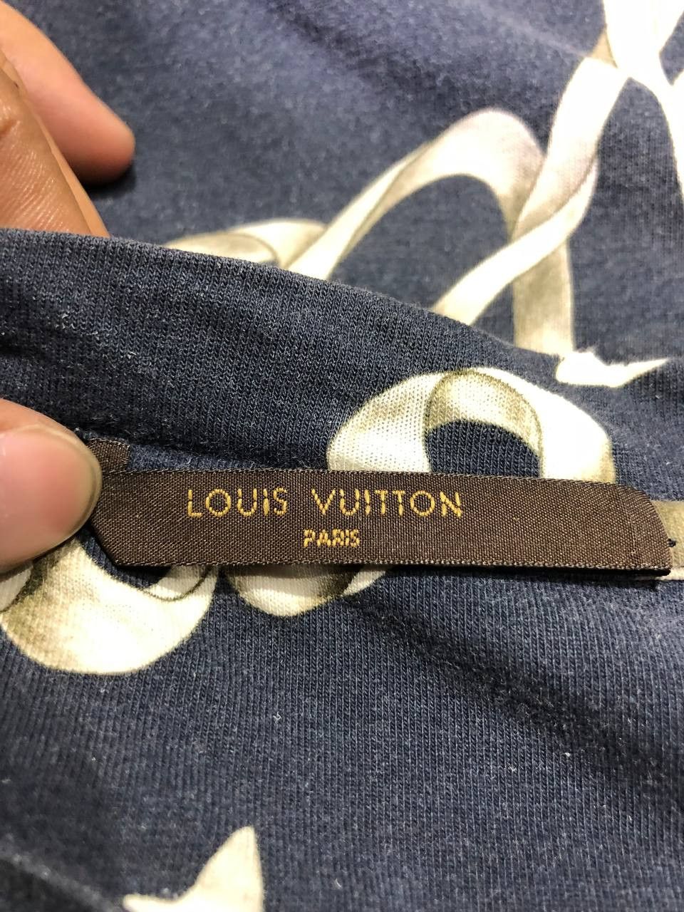 Louis Vuitton Louis Vuitton Voyage tee Size US S / EU 44-46 / 1 - 3 Thumbnail