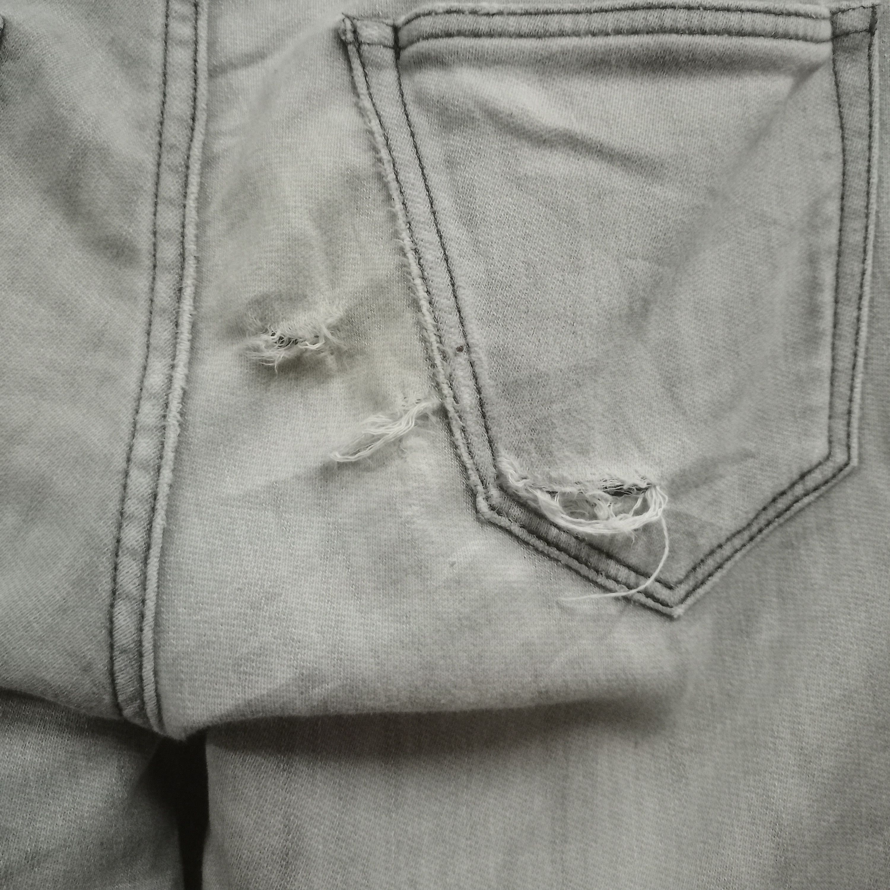 Carpe Diem × junhashimoto × wjk Vintage Japan Junhashimoto Distressed Faded Grey Jeans 30x33 Size US 30 / EU 46 - 7 Thumbnail