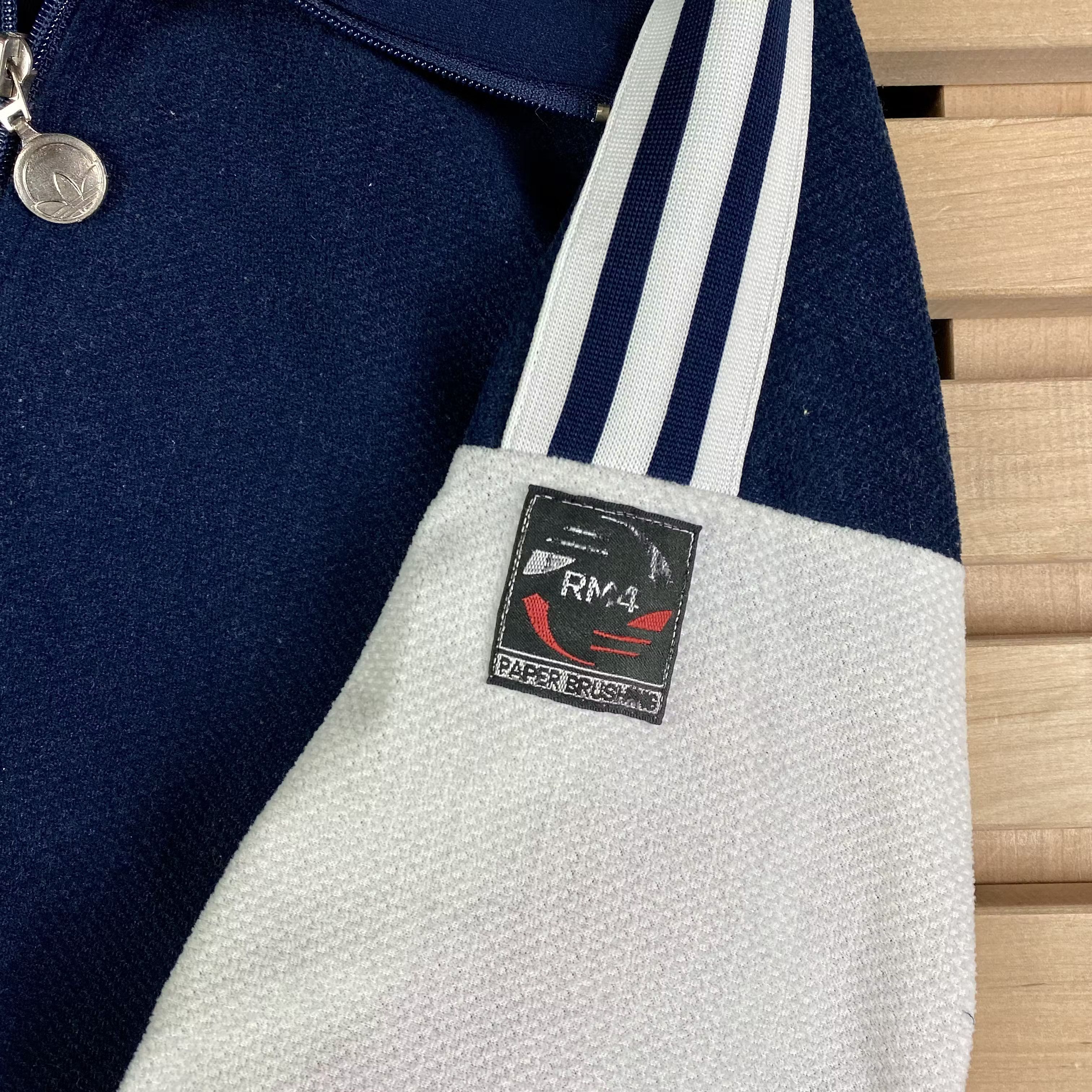 Adidas × Vintage Mens Bomber Jacket Adidas Originals Vintage Size L Size US L / EU 52-54 / 3 - 6 Thumbnail