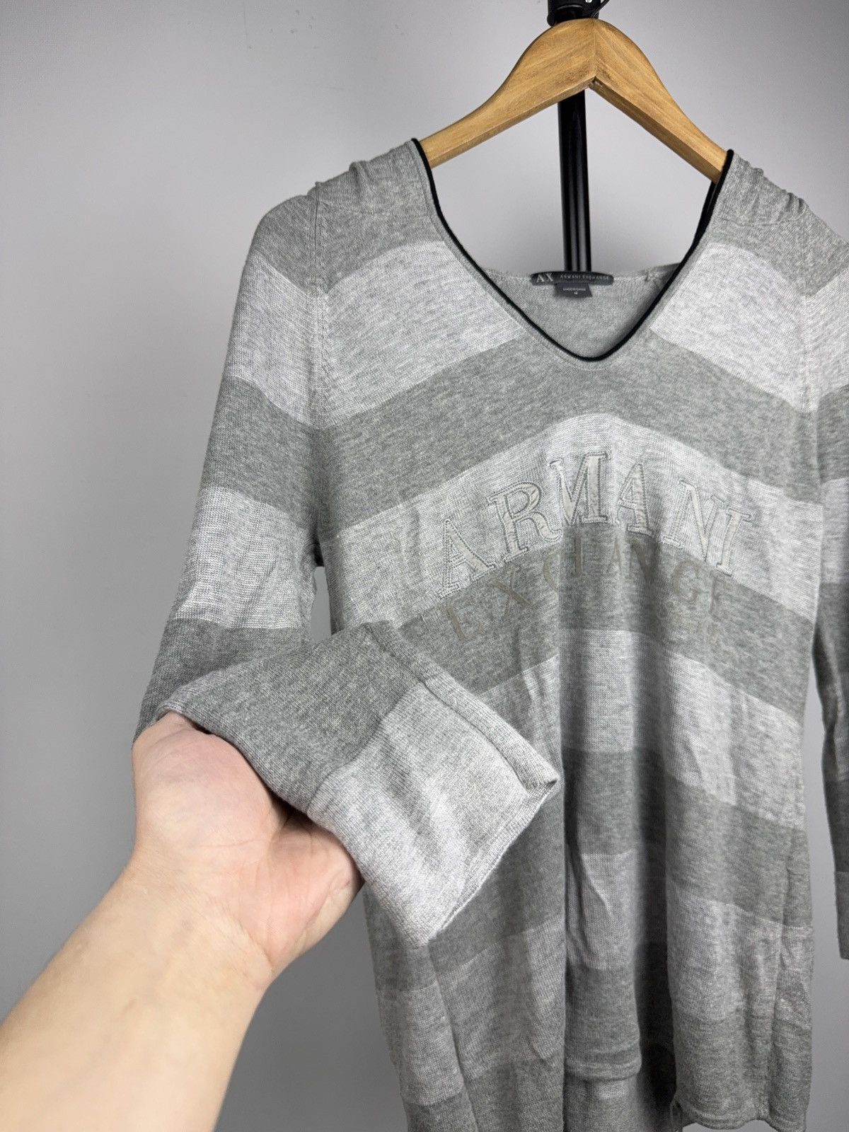 Armani Exchange Luxury Armani Exchange AX V Neck Knit Grey Logo Sweater M Size M / US 6-8 / IT 42-44 - 9 Thumbnail