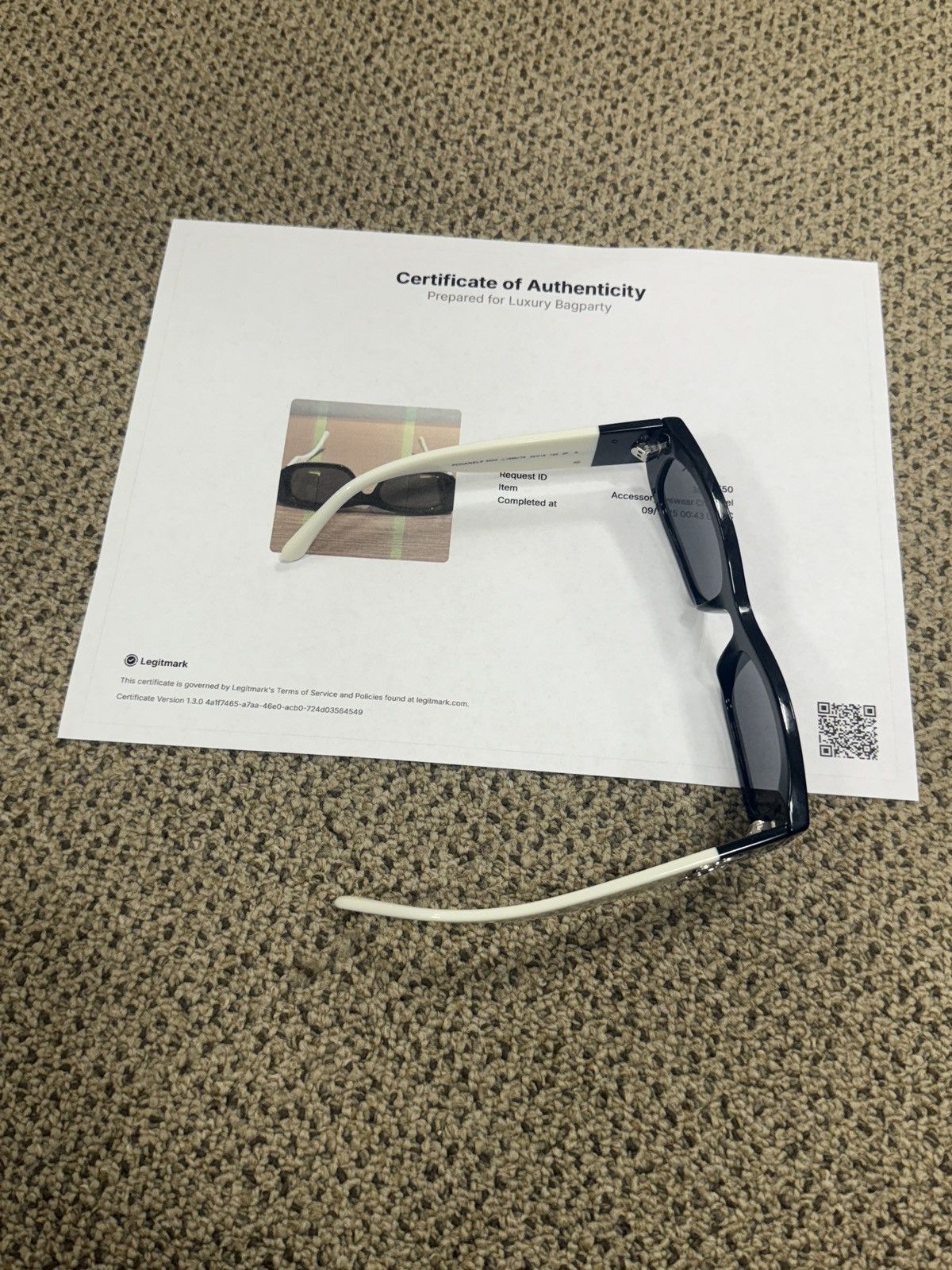 Chanel Chanel Black & White Sunglasses Size ONE SIZE - 7 Thumbnail