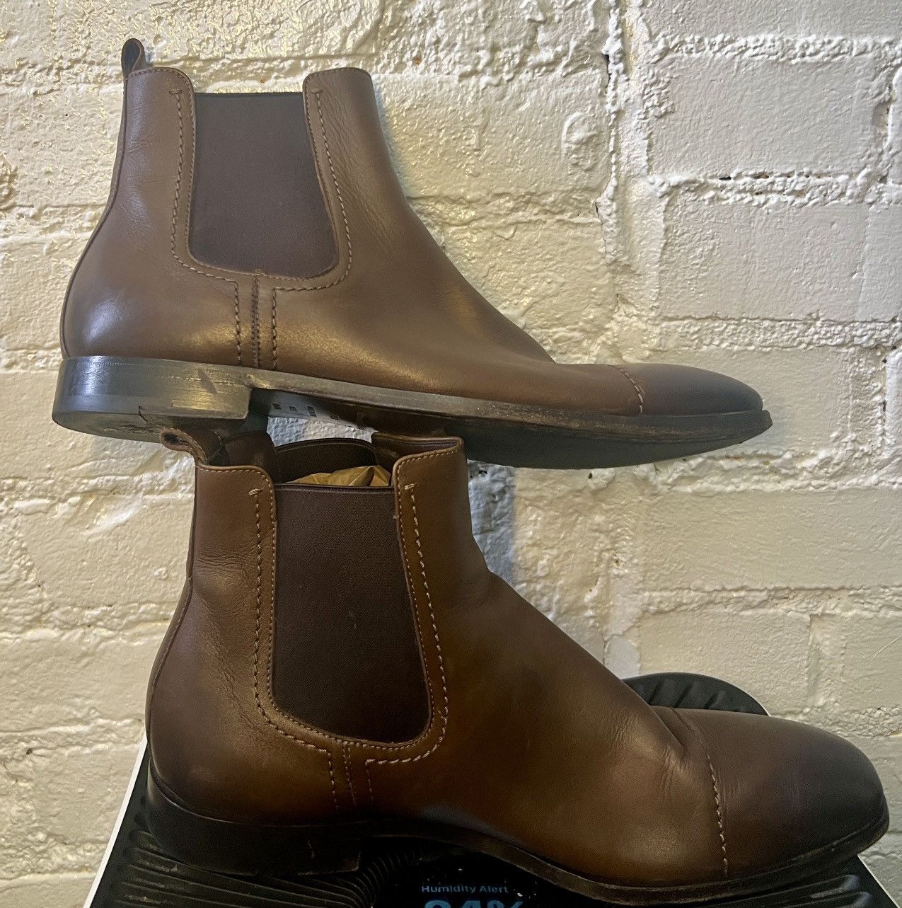 Ermenegildo Zegna Ermenegildo Zegna Leather Cap-Toe Chelsea Boots Size US 10 / EU 43 - 6 Thumbnail