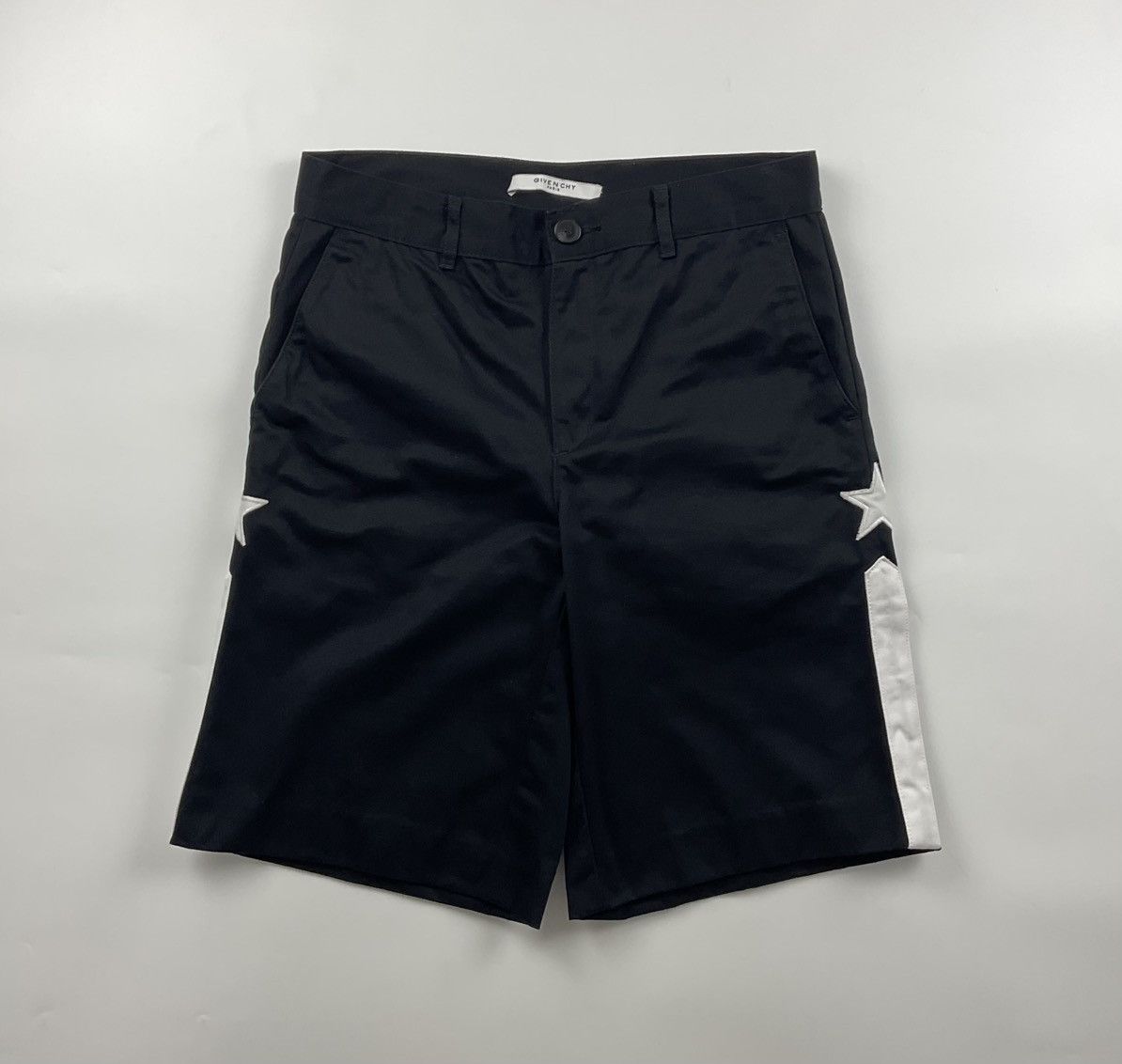 Givenchy Givenchy Cotton Short Size US 32 / EU 48 - 1 Thumbnail