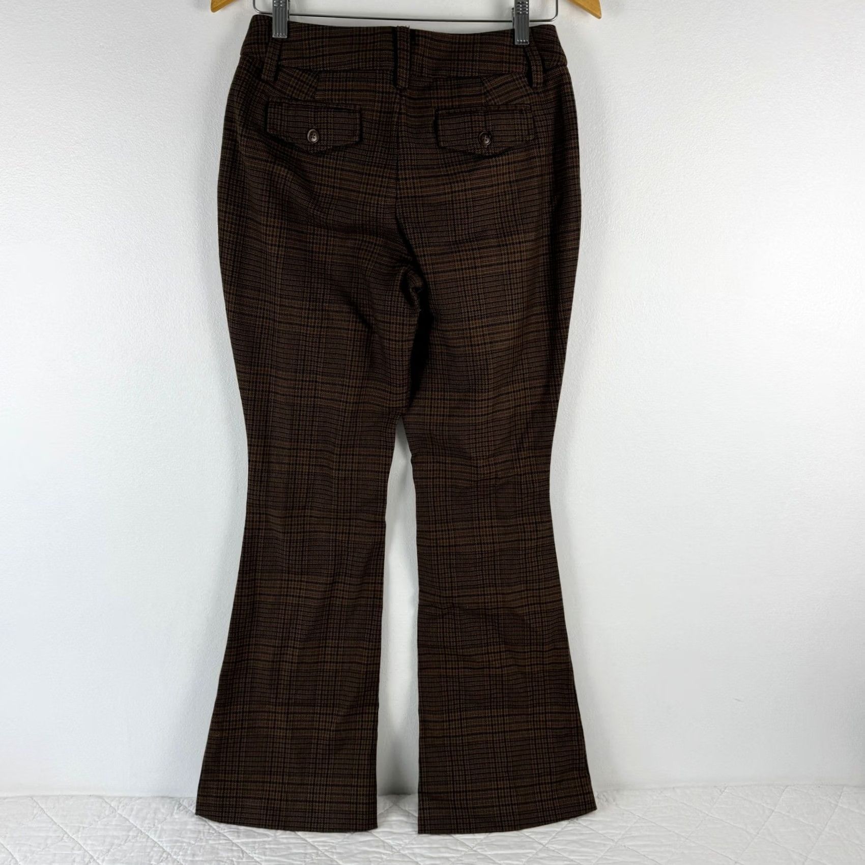 Urban Outfitters Urban Outfitters Brown Plaid Flare Leg Trousers Mid Rise Career Pants Womens Size 2 Size 26" / US 2 / IT 38 - 2 Thumbnail