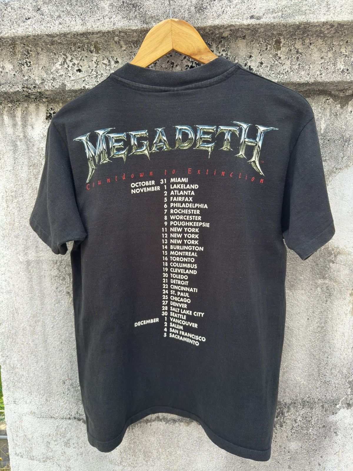 Megadeth Rare 💥 Vintage 90s Megadeth Countdown To Extinction Size US L / EU 52-54 / 3 - 2 Thumbnail