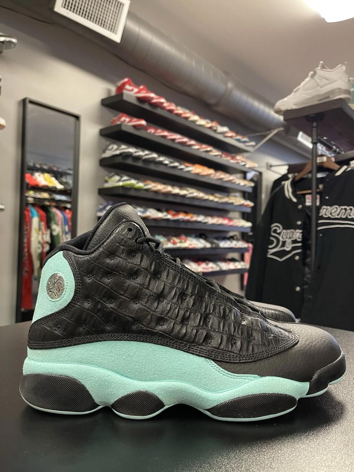 Size 11 Nike Air Jordan 13 Retro Black Island Green Shoes