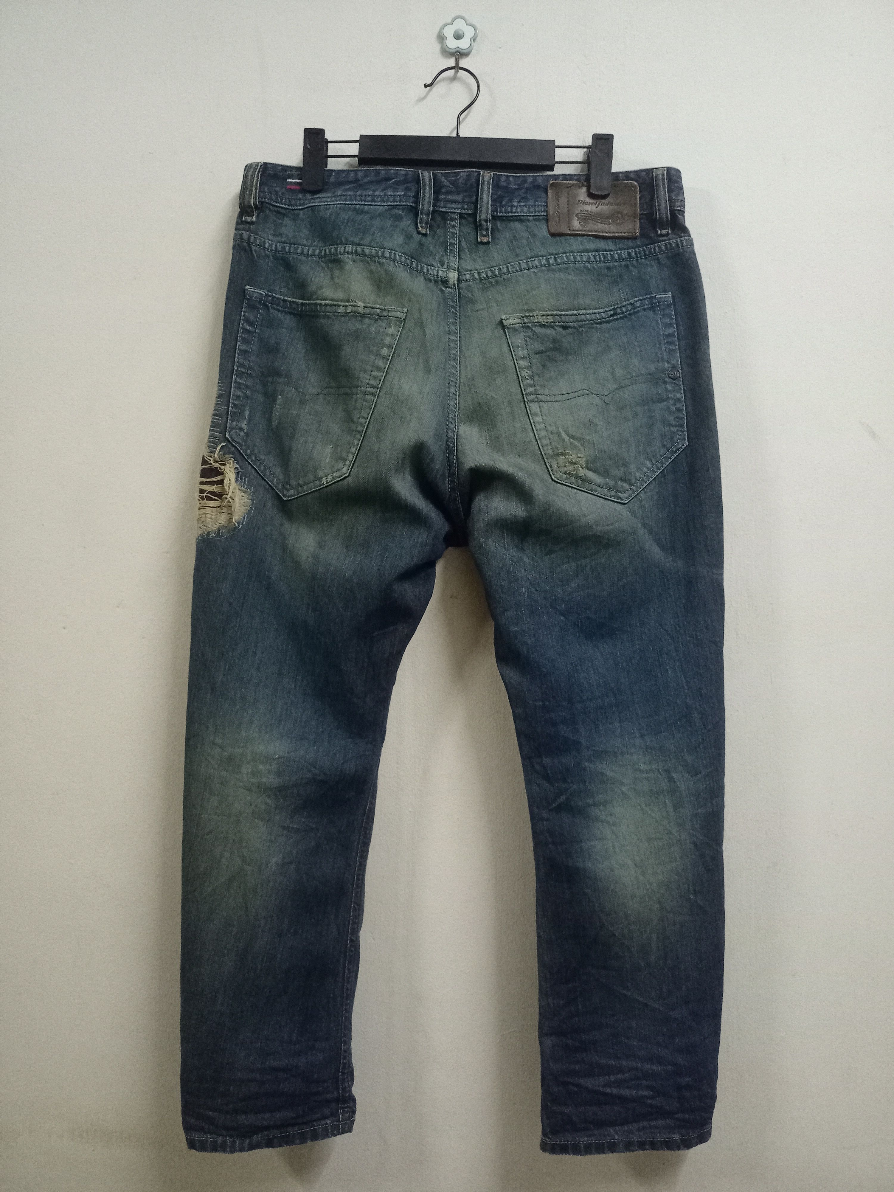 Diesel Vintage Diesel Narrot Mud Wash Boro Style Distressed Jeans Size US 33 - 2 Thumbnail