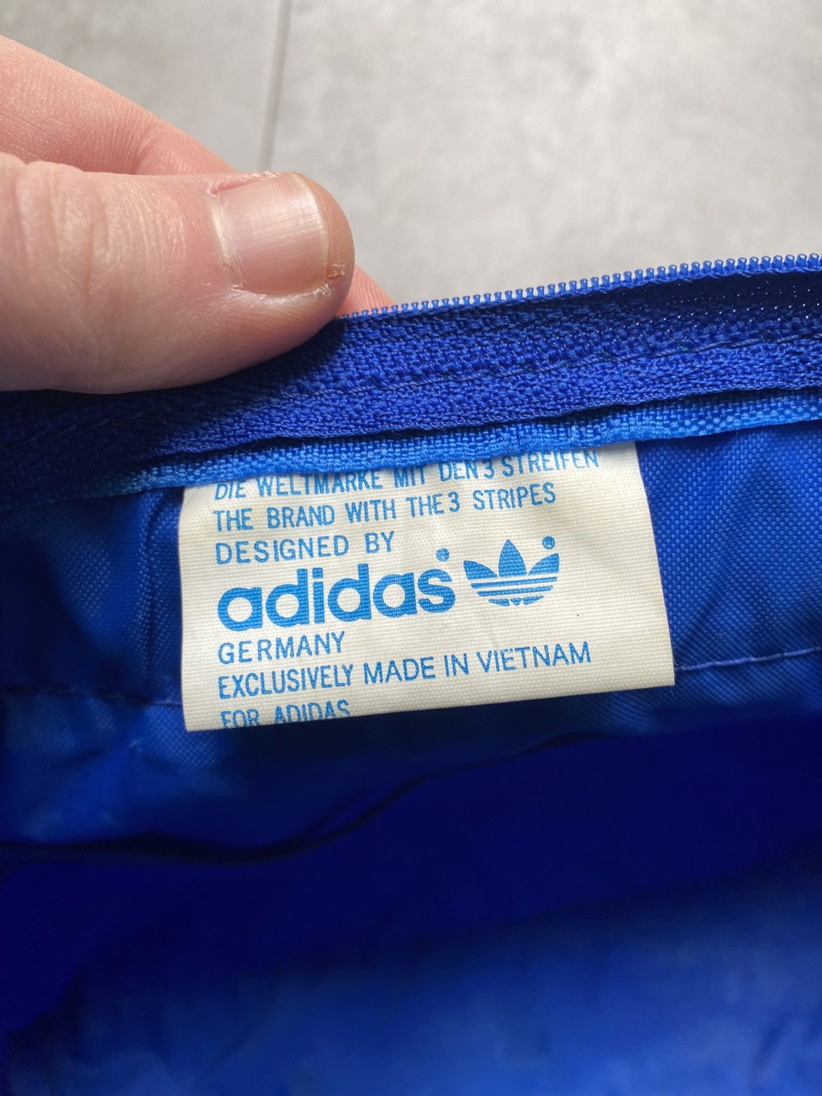 Adidas Vintage Bayern Munich Adidas Cosmetics Bag 90s Size ONE SIZE - 13 Thumbnail