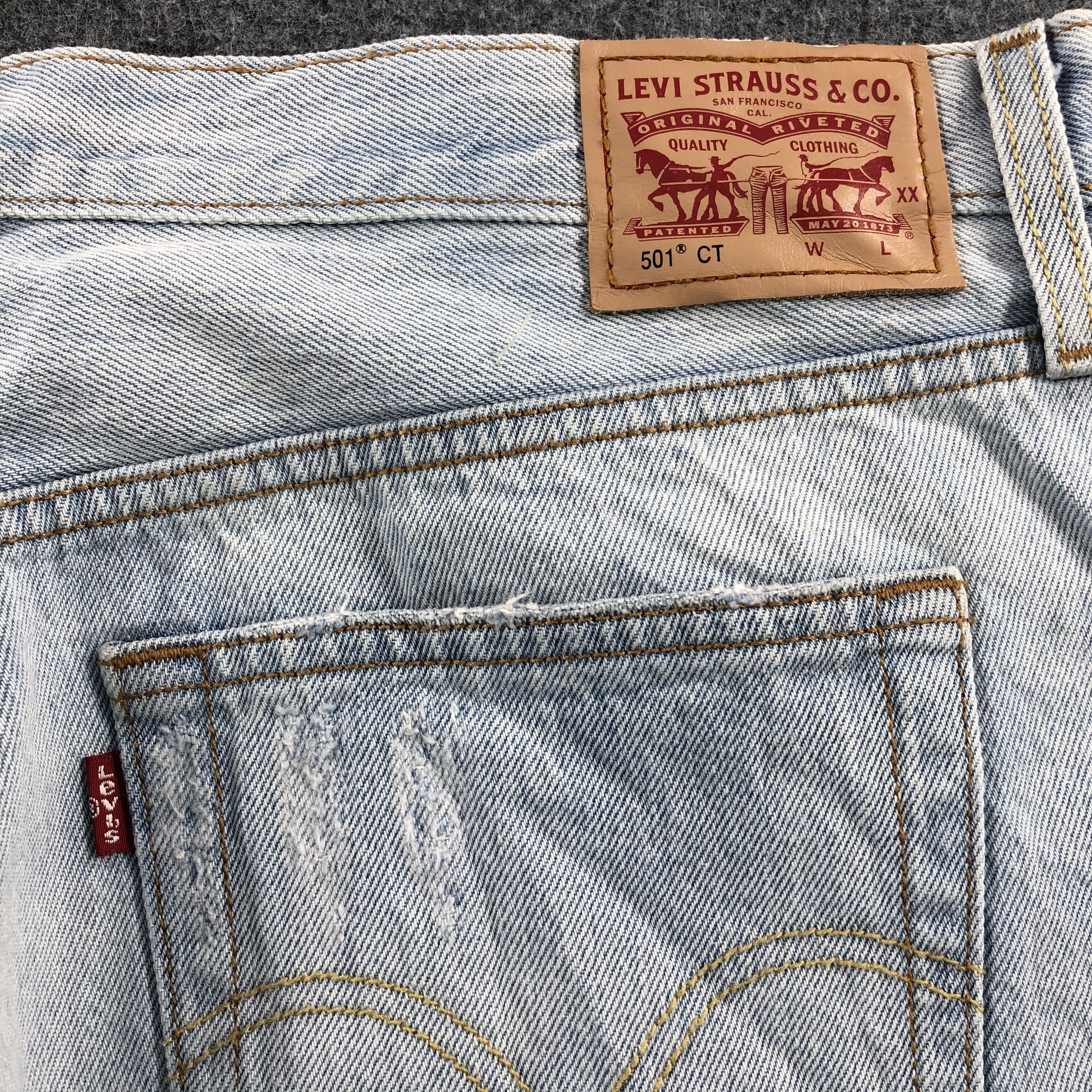 Levi's Distress Levis 501 ct Jeans Light Wash Denim KJ492 Size US 36 / EU 52 - 5 Thumbnail