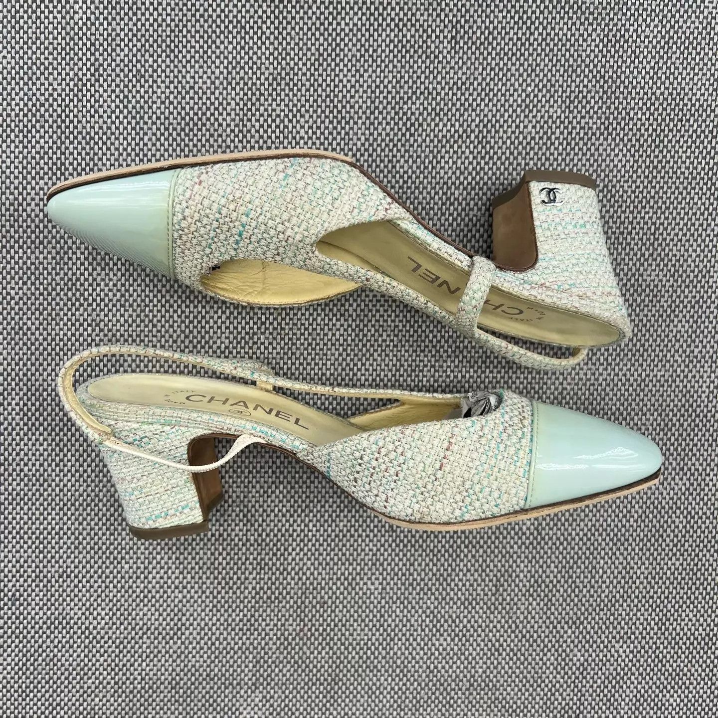 Chanel Chanel Tweed Panelled Block Heel Pumps 36.5 w/Box Size US 6 / IT 36 - 5 Thumbnail