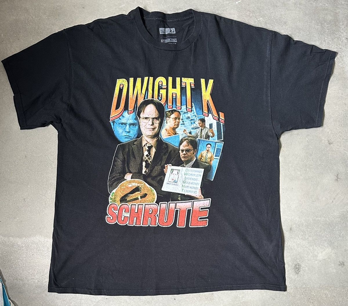 Vintage THE OFFICE DWIGHT K. SCHRUTE MOVIE TEE Size US XXL / EU 58 / 5 - 1 Thumbnail