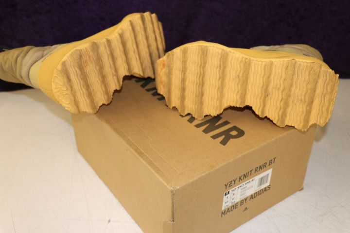 Adidas × Kanye West Adidas × Kanye West Yeezy YZY KNIT RNR Boot Sulfur Size US 9 / EU 42 - 4 Thumbnail