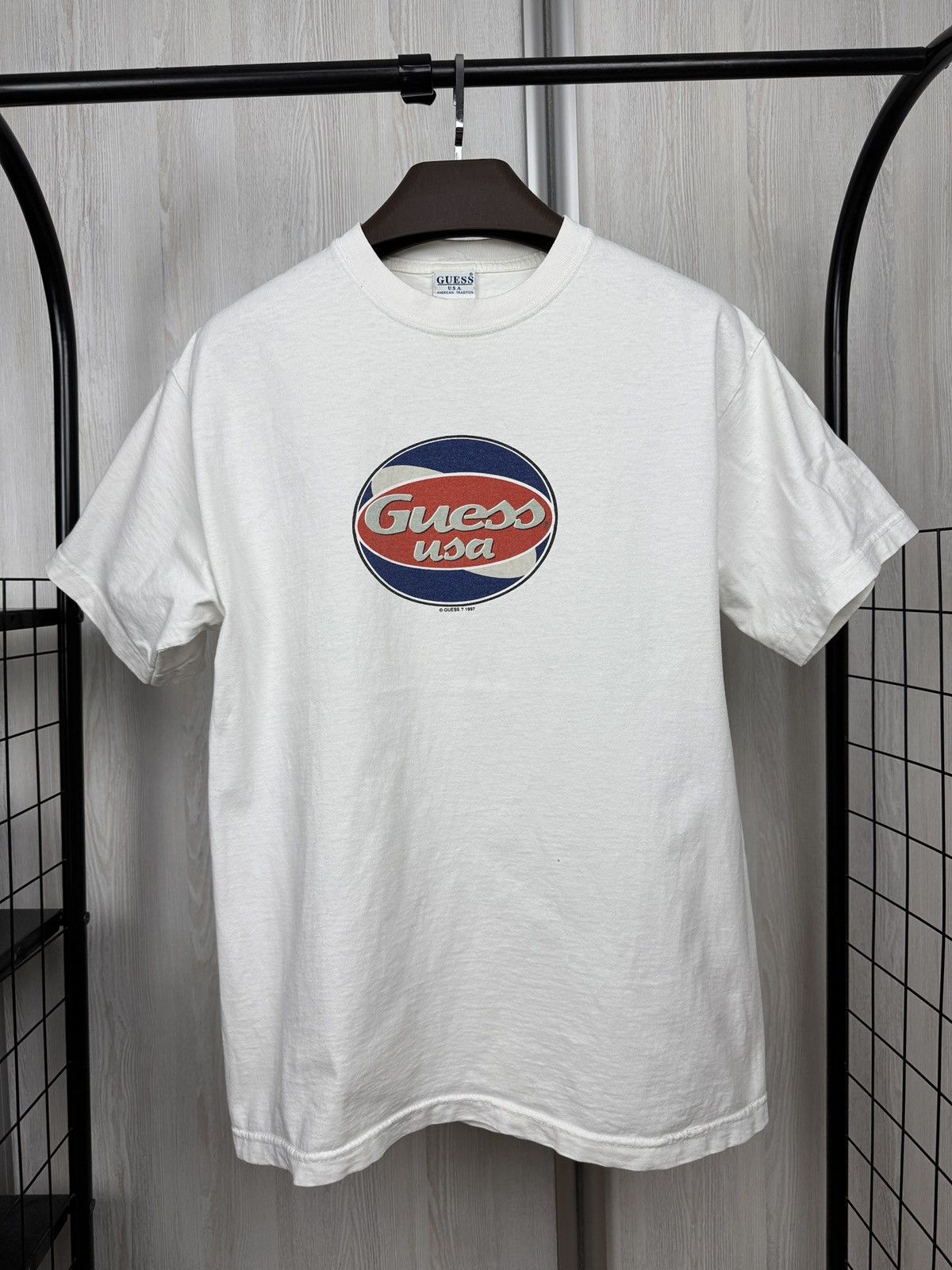 Guess Guess USA vintage 90s big logo 1997 white tee shirt Size US M / EU 48-50 / 2 - 3 Thumbnail