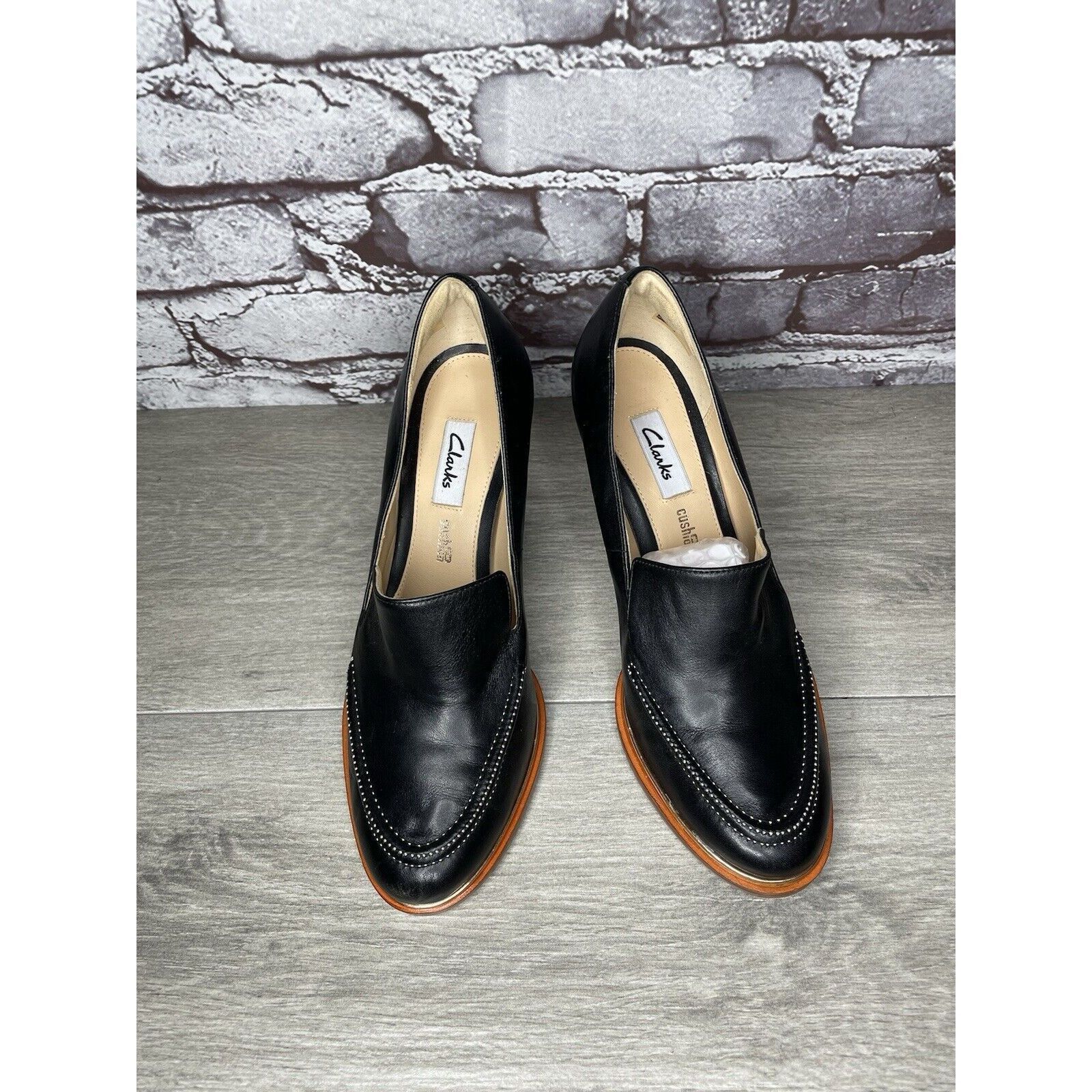 Clarks Clarks Plus Cushion Black Leather Almond High Heeled Shoes W Size US 7.5 / IT 37.5 - 21 Thumbnail