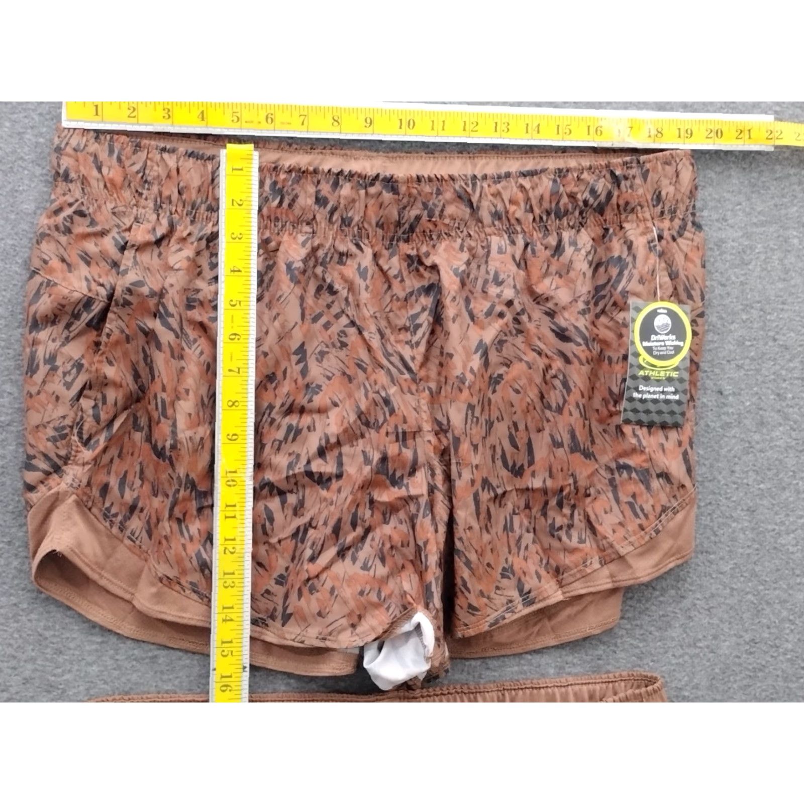 Athletic Works Athletic Works Shorts Women's 2XL Running Active Lightweight Multicolor Wind Shorts Size 40" / US 18 - 4 Thumbnail