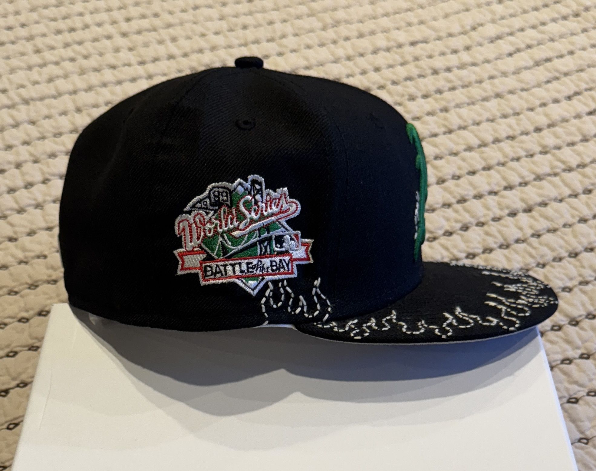 New Era LOSO NYC OAKLAND ATHLETICS HAT 1989 BATTLE OF THE BAY 7 1/4 Size 32 - 12 Thumbnail