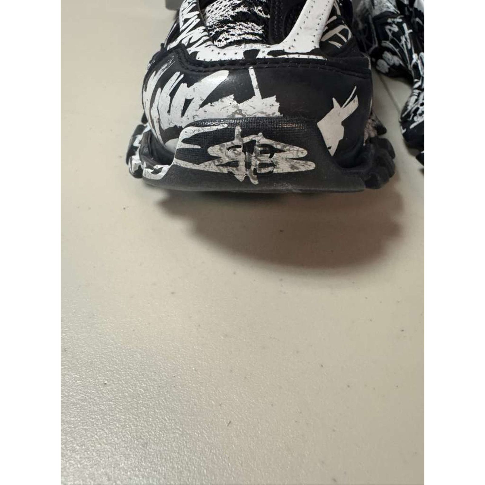 Balenciaga o1rshd1 Graffiti DirtyTrack Sneakers in Black/White Size US 13 / EU 46 - 7 Thumbnail