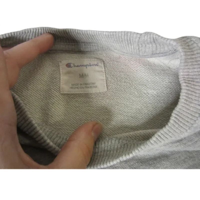 Champion Y2K Streetwear Minimalist Grey Crew Sweatshirt Champion M Size US M / EU 48-50 / 2 - 3 Thumbnail