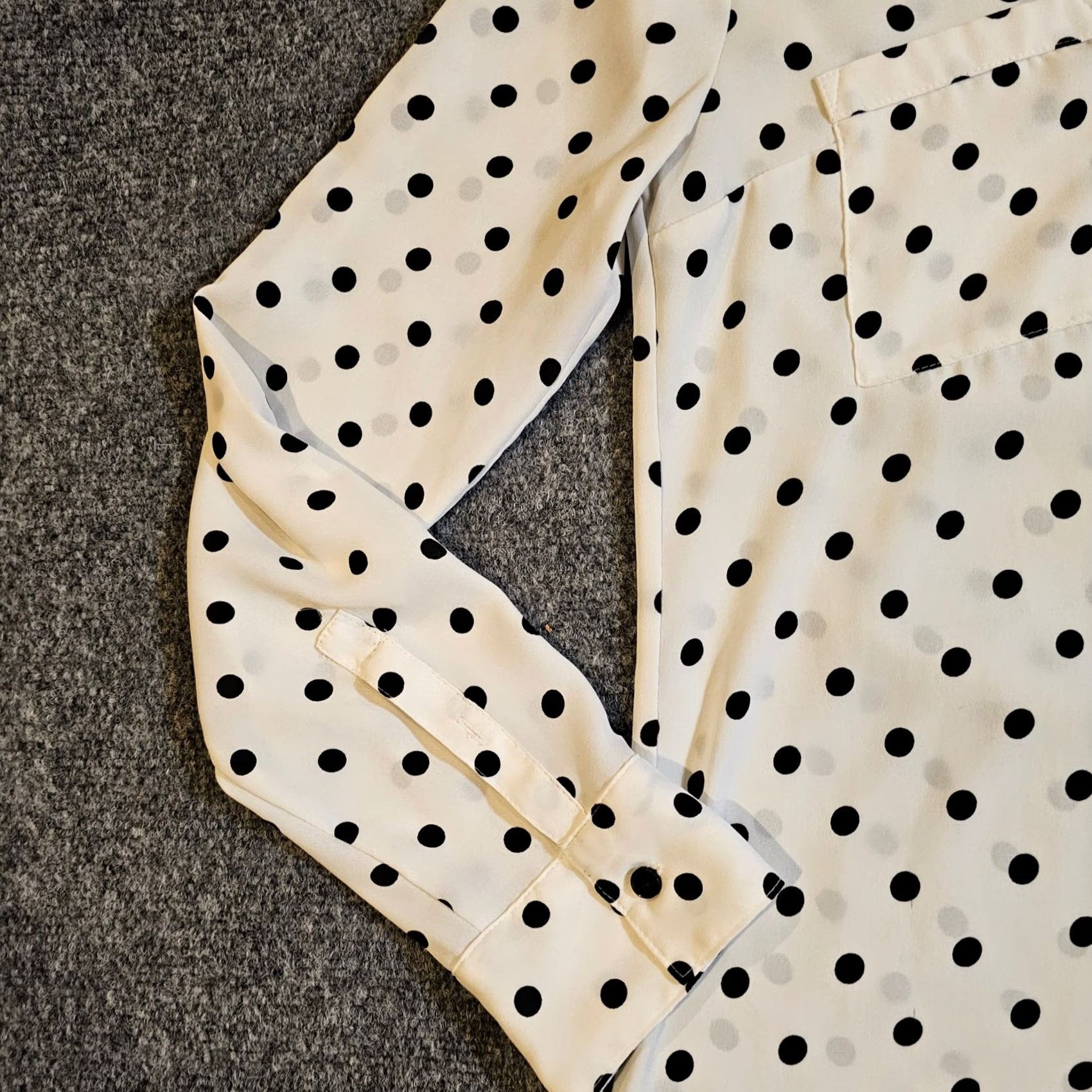Express Express Blouse Women XS Pink Polka Dot Portofino Sheer Button Long Sleeve Career Size XS / US 0-2 / IT 36-38 - 4 Thumbnail