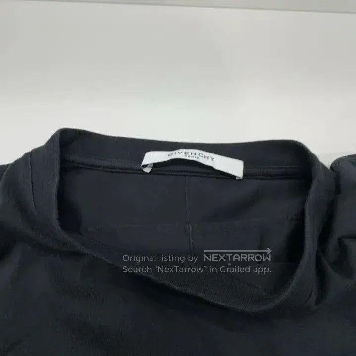 Givenchy Givenchy Solid Round Neck Short-Sleeve T-Shirt. Size US M / EU 48-50 / 2 - 5 Thumbnail