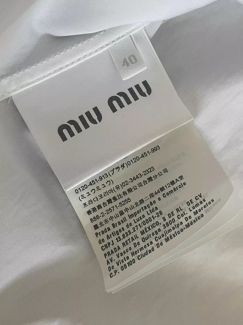 Prada Miu Miu Women's Casual Short Sleeve Shirt -2505 Size M / US 6-8 / IT 42-44 - 5 Thumbnail