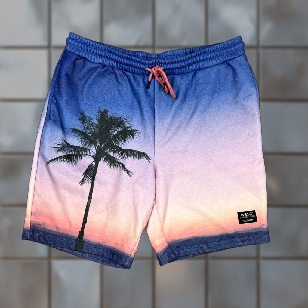 WeSC WeSC Men's Sweat Shorts XL Palm Print Sunset Blue Orange Pink Gradient Poly Athletic Shorts Pockets Drawstring Size US 36 / EU 52 - 1 Thumbnail