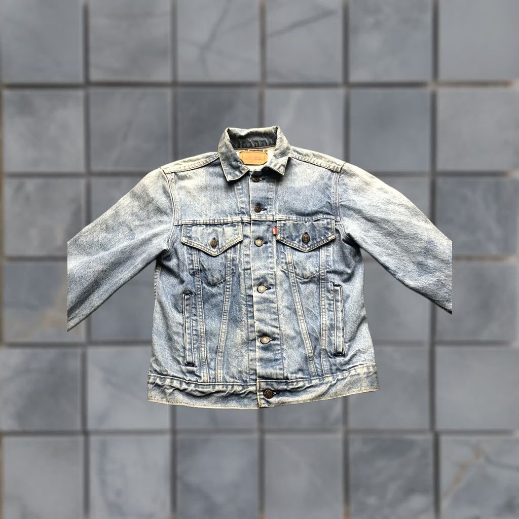 Levi's Levi's Jacket Mens 36 Blue Denim Bomber Button Front Trucker Casual Denim Jacket Men 36 Blue Size US 36 / EU 52 - 1 Thumbnail