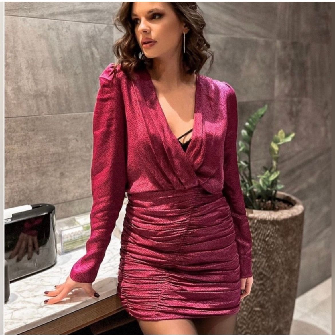 Zara ZARA BLOGGER FAVORITE SATIN EFFECT PRINT DRESS FUCHSIA Size L / US 10 / IT 46 - 6 Thumbnail