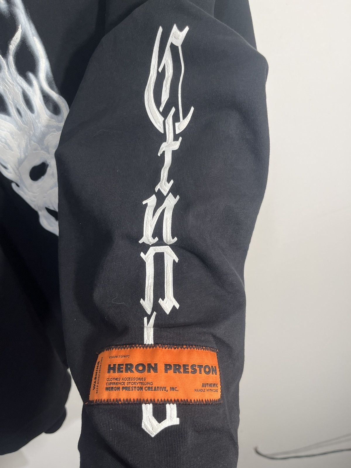 Heron Preston Heron Preston black long sleeve skull and sleeves print Size US XXL / EU 58 / 5 - 4 Thumbnail