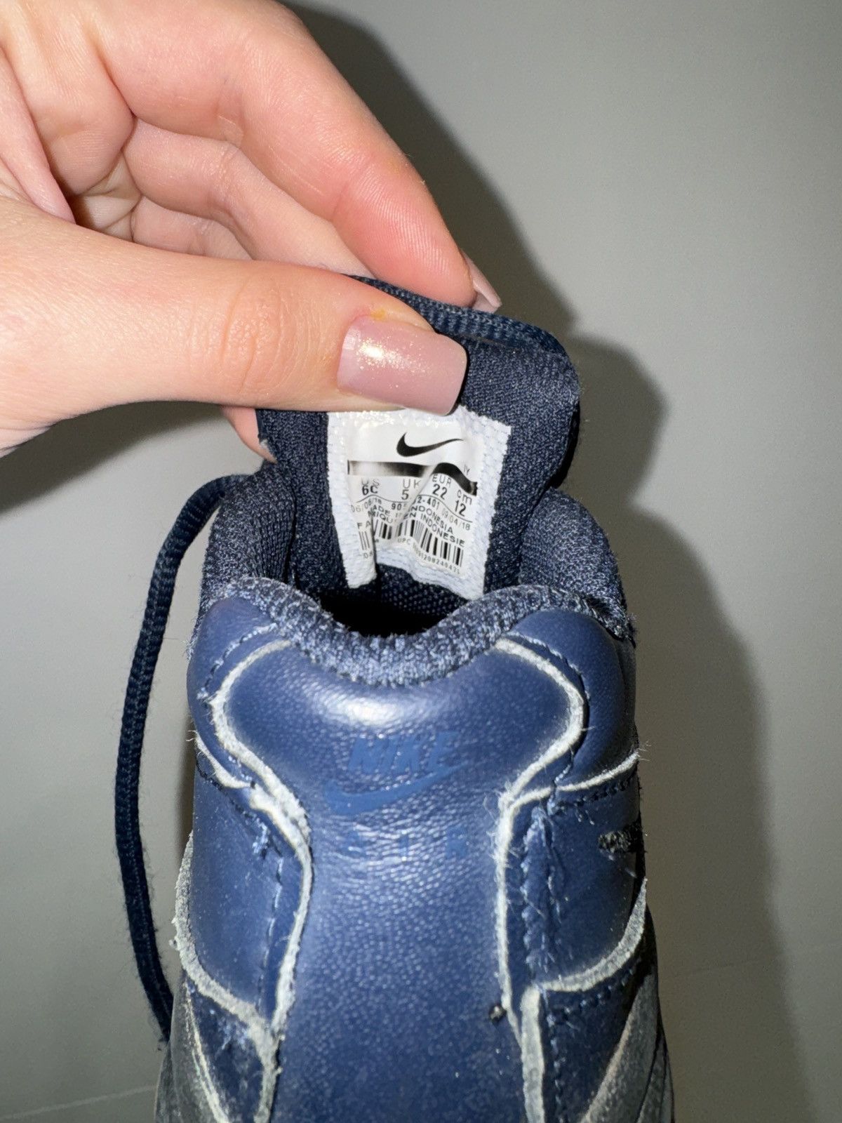 Nike × Vintage Nike Air Sneakers x kids size Size ONE SIZE - 6 Thumbnail