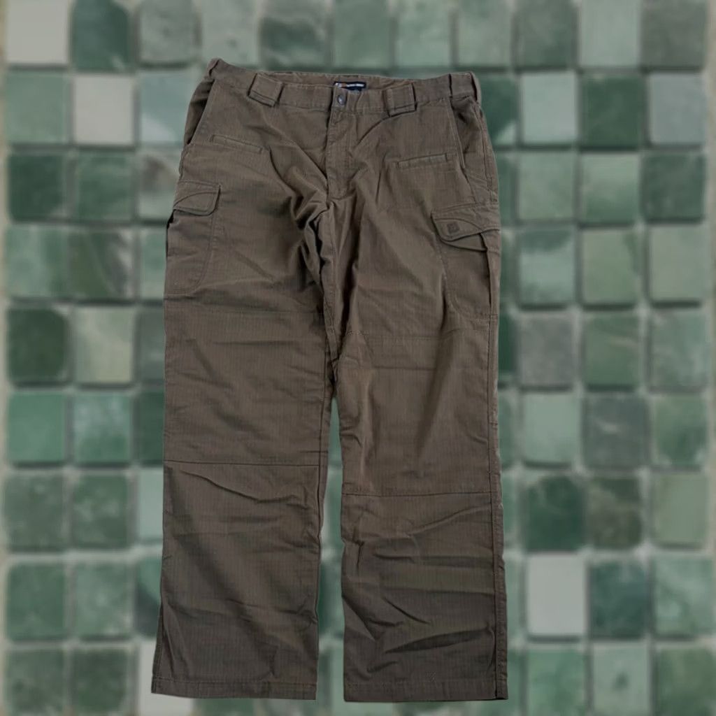 Vintage 5.11 Tactical Stryke Cargo Pants Men 38x30 Green Regular Fit Ripstop Canvas Cotton Polyester Zip Button Snap Cargo Pockets Moisture Wicking Size US 38 / EU 54 - 1 Thumbnail