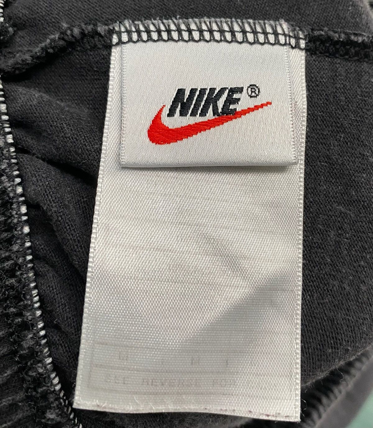 Nike 90’s Nike White Tag Logo Faded Black Shorts Medium Size US 32 / EU 48 - 5 Thumbnail
