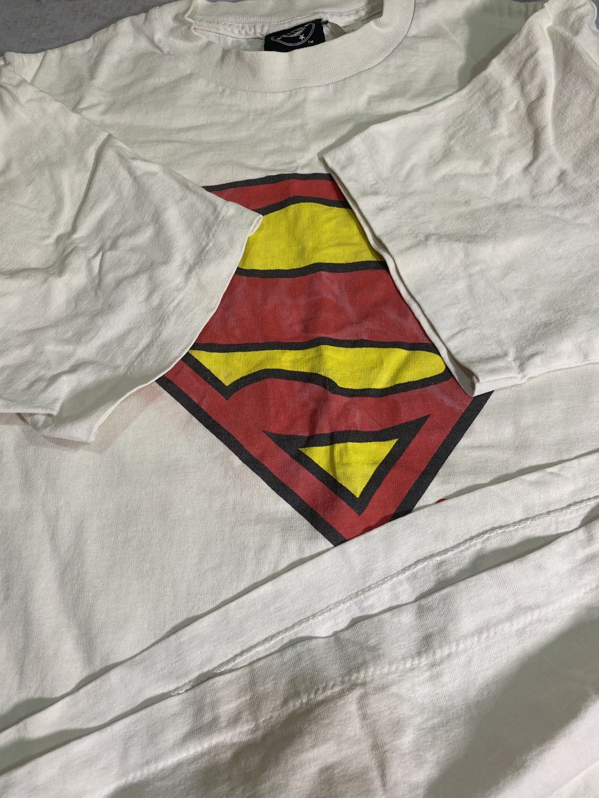 DC × Vintage 1996 Vintage DC comix superman Tee single stitch Made in USA Size US M / EU 48-50 / 2 - 3 Thumbnail