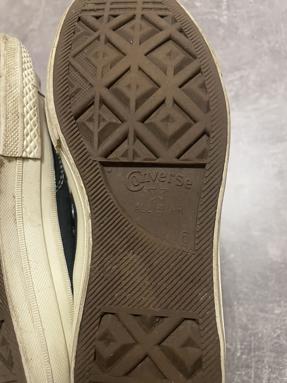 Comme des Garcons × Converse × Vintage Comme Des Garcons CDG PLAY X Converse Chuck Taylor High 39 Size US 6 / EU 39 - 12 Thumbnail
