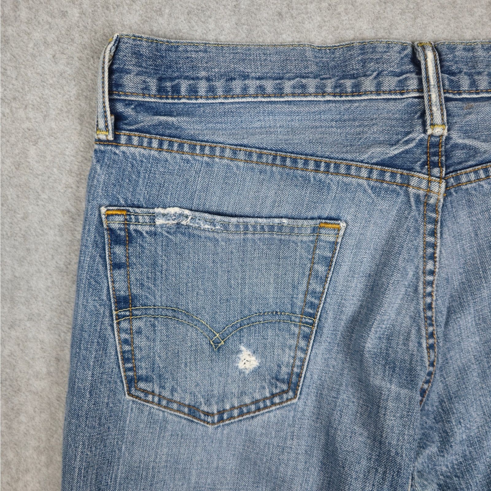 Levi's Levi's Mens 33x34 Straight Leg Distressed Jeans Size US 33 - 8 Thumbnail