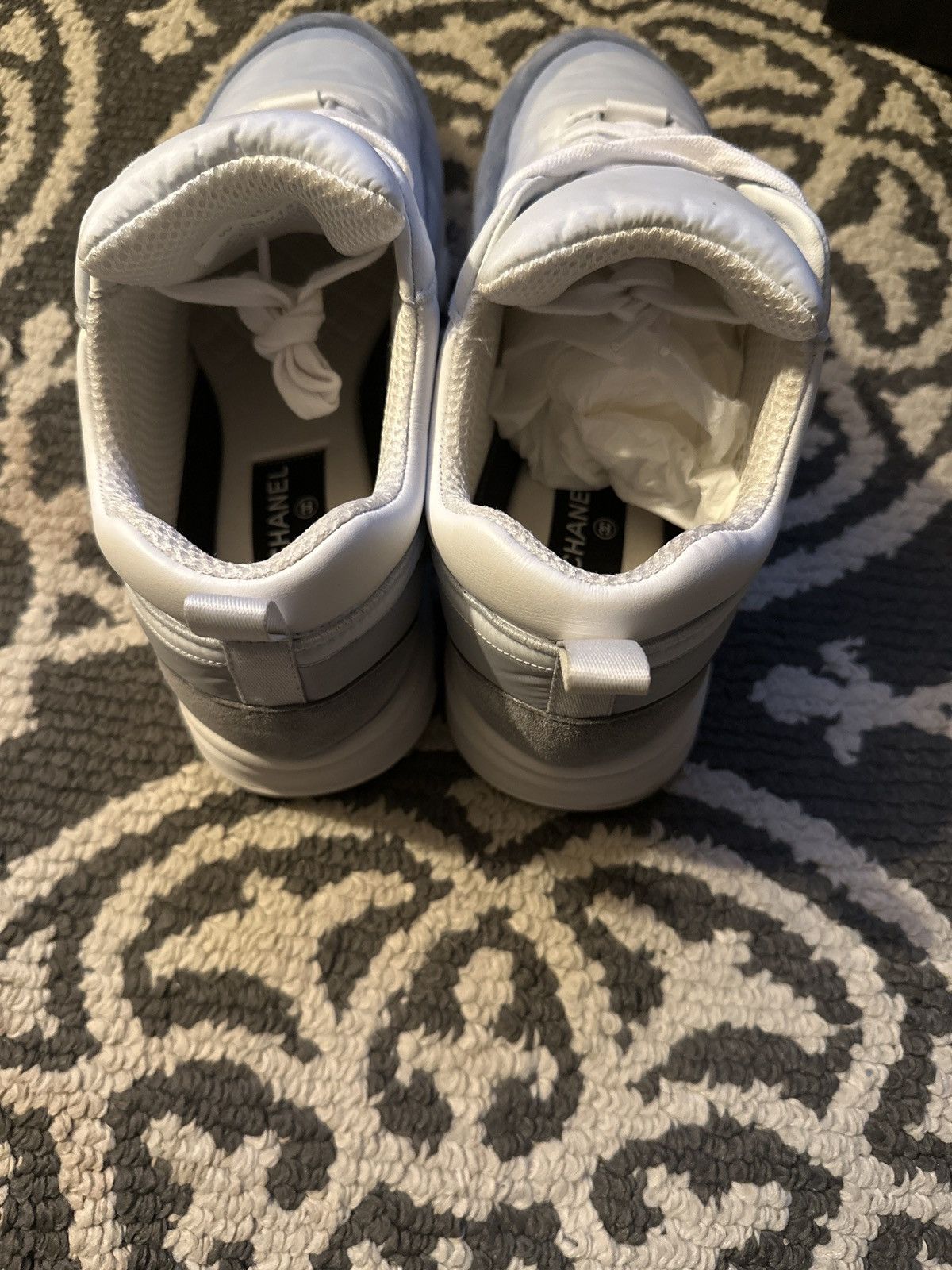 Chanel Chanel 21CC Sneaker Trainer Sky Blue/Grey Size US 12 / EU 45 - 4 Thumbnail